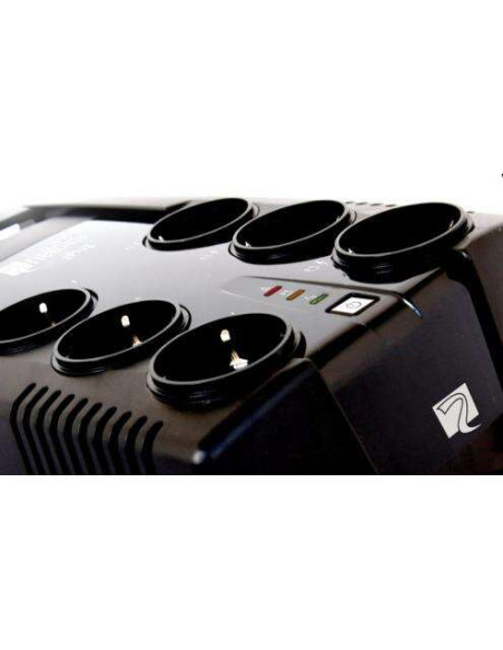 Riello i-Plug SAI 80-800 VA / 480W Offline - USB 2.0, 6x Shucko + 2x IEC